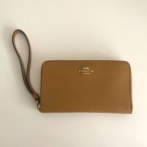 Coach Wallet - Women’s